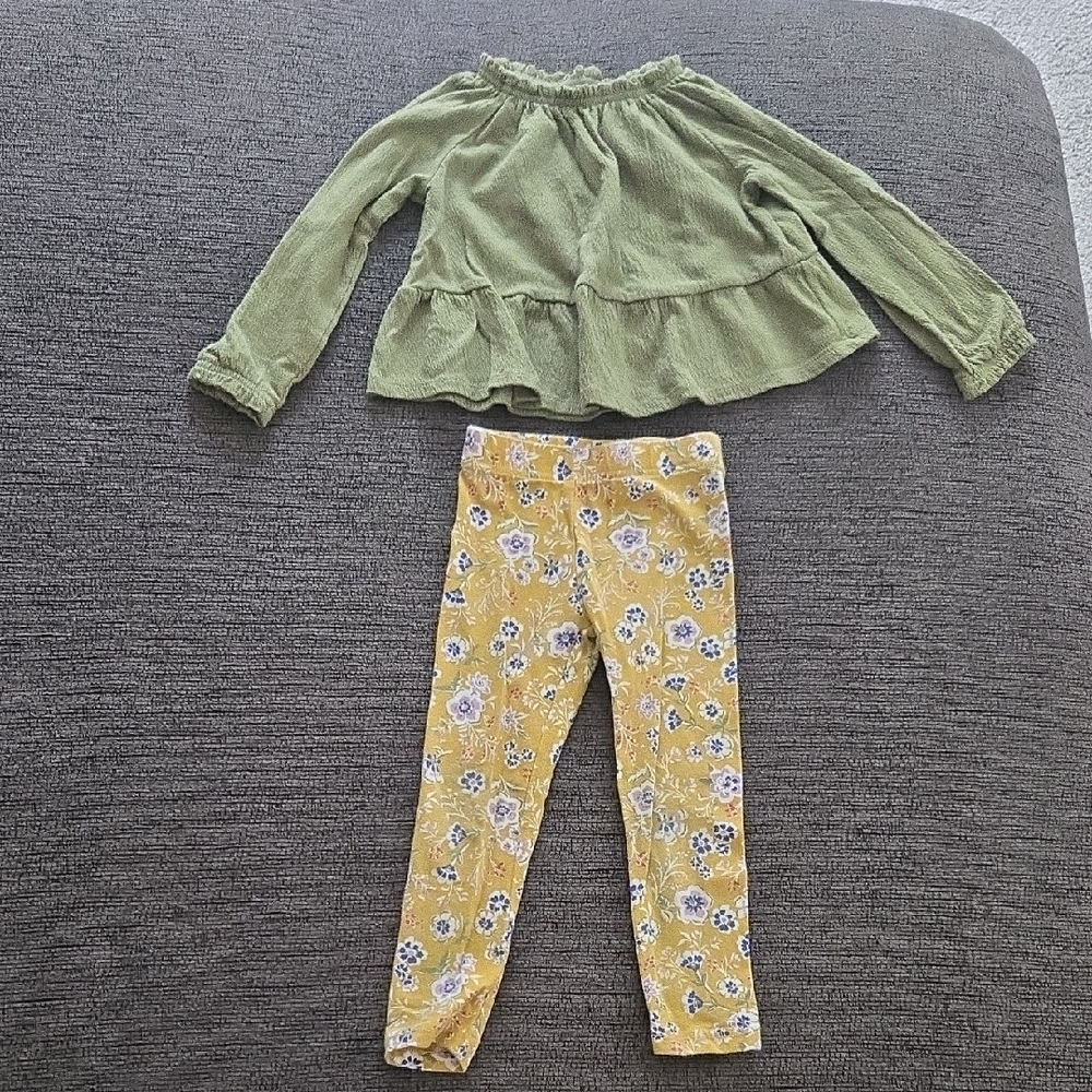 Green Top and Yellow Floral Leggings Set